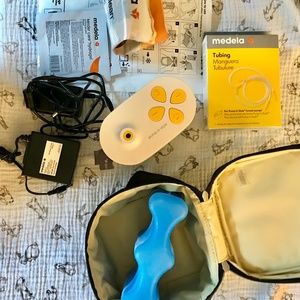 Medela Pump In Style with Maxflow Bundle